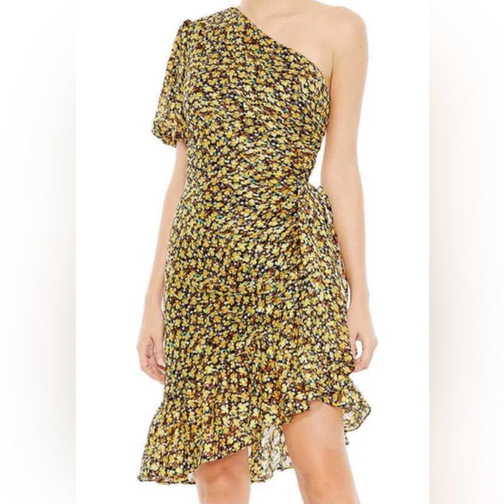 Mac Duggal Yellow dress